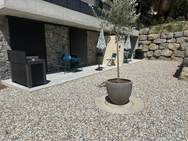 Gites Les Rochers De Plaisians מראה חיצוני תמונה